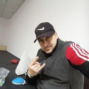ВАС УБИВАЮТ СВОИ