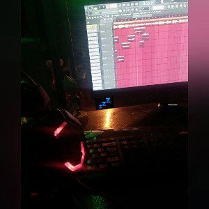 LUCHO_MERRO X KANN - CRISIS 💔