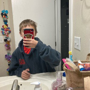 Airplanes Remix Ft TrippieBlack