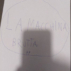la macchina brutta