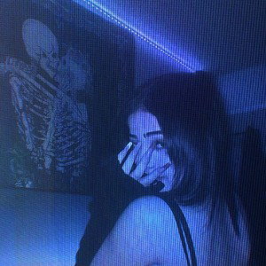 Distante 💔🦇