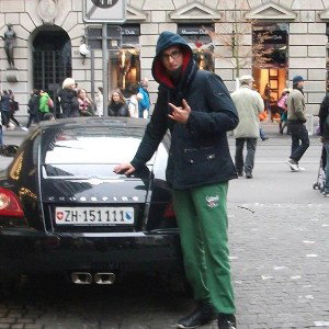 Nuova macchina (00:32:59)