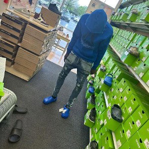 Iam Wayzee - Untitled 2023-04-21 17_42 _1_