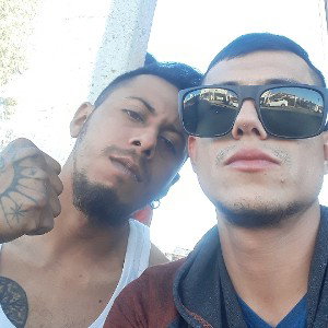 aqui en la esquina con el zaleta