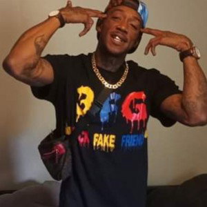 U Ain't My Dawg ..3fPrezzure