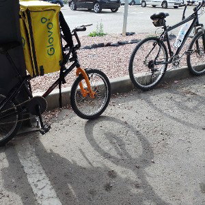 😂glovo⛽🚲