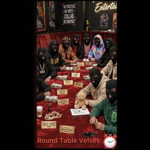 Round Table Velvet 