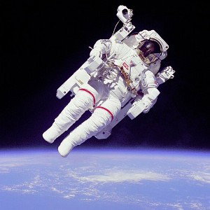 Addicted Astronautas Somos .Ft Manuel Ozuna .Dominicana y Cuba 