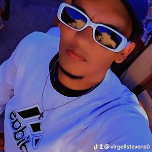 👉Ta-vee¹👈