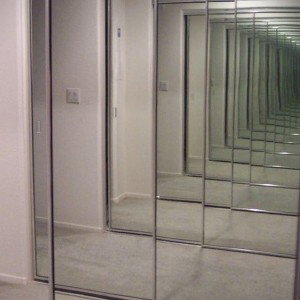 Conversation w/ 2 Mirror$ 