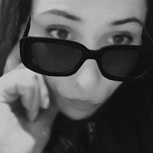 critikar app