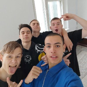 Легавым хуй ворам свободу