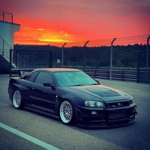 Horizon (ft BlacU)