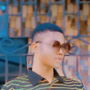 Solo smile (changing) ft young buny