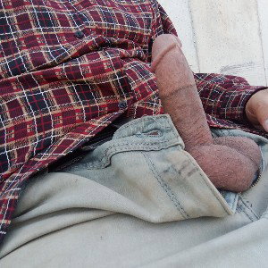 ب عکس توجه نکن مهدی ب متن اهنگم توجه نکن ما دوستیم