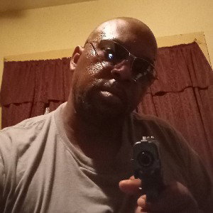 How you going to go to war when you broke ass niggas don't got no cheese 
