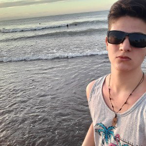 Ando con mí hermana