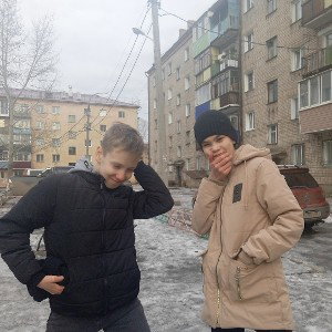 У Богдана Хорошее ебло