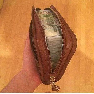 tengo el 💰 tengo el poder