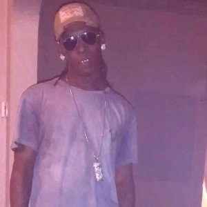Betta_move_right!!