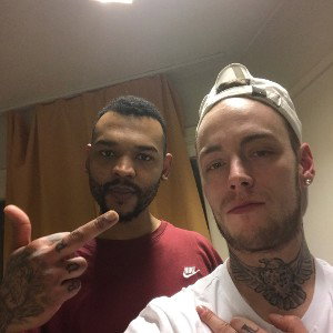 WhoGotBars (20:00:38)