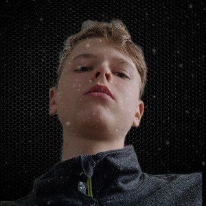 ПЛЫВУЩИЙ ПО ТИЧЕНИЮ