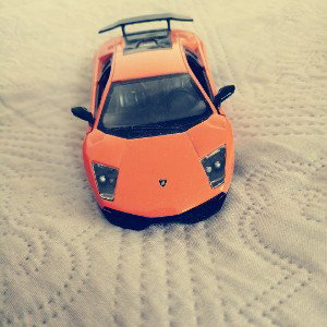 Orange lamba 