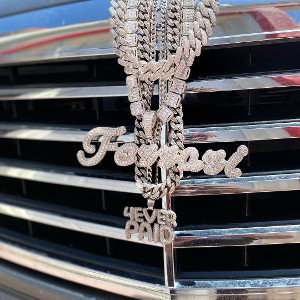 LvGlezy “Americas Most”