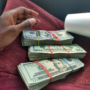 Tommy T feat Precise prestige- Goin Throw That Dough