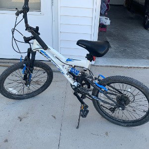 cruizin wit my b!ke