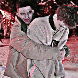 изменились