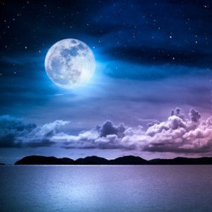 I can see the moon. Produced by mikec featuring Drowziejames 