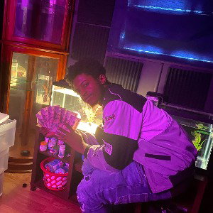 War Ft.Glizzy Glomezz