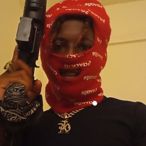 fuck nigga play he gone lay on parkway 