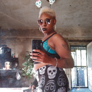 RockstarBri - $$ Mooovenn Daynngerruss $$ 2022-10-21 03_41