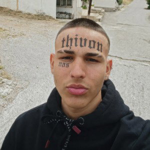 thivon bluds