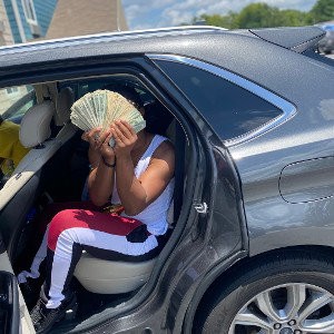 Deezy Glo -Catch a Flight
