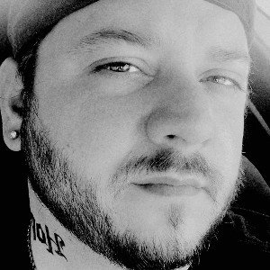 Wallz-Jgarde la tête haute