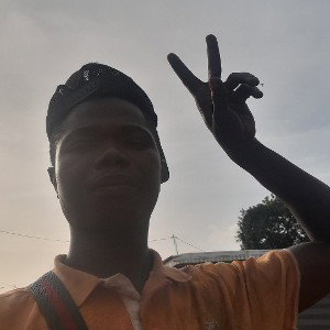 travail pour avoor amange cest pou deveni rich