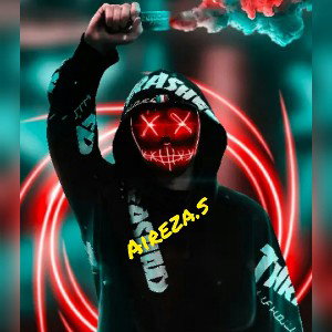 من هنوز زندم