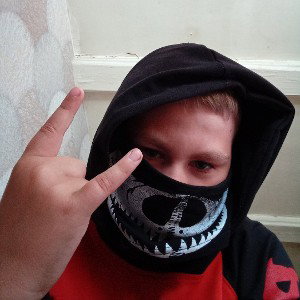 Жизнь Трудна