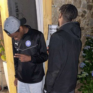 en bas du block 