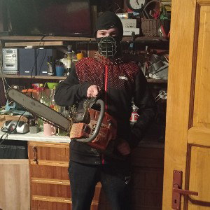 Johny klatil co ti mamu zmlatil