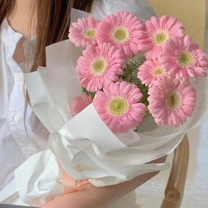 no_name=Quite Low smoking 🚬 ☘️💐