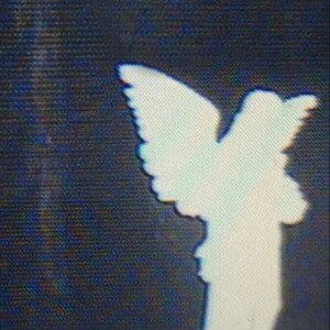 DIFFERENT THINGS (feat.Yolophonik)