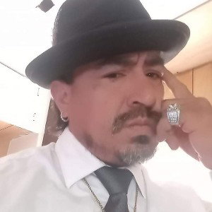 Los Míos