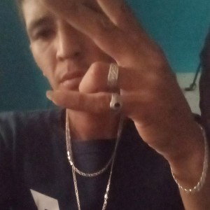 es el acker, 💰 Dinero