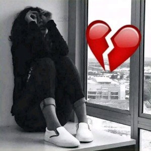 Golden Star 🌟 _-_Heart_Broken_💔