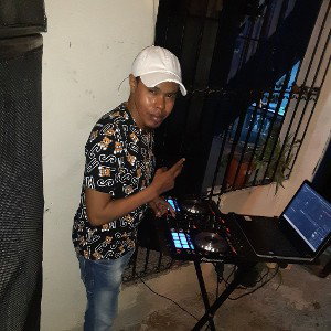 Dj Maetria pista de dembow el yala