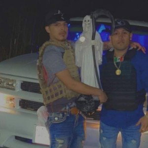 para_el_monchis_1_puro cdm puro Nuevo Laredo por 35 para el comandante un chip para el comandante lado